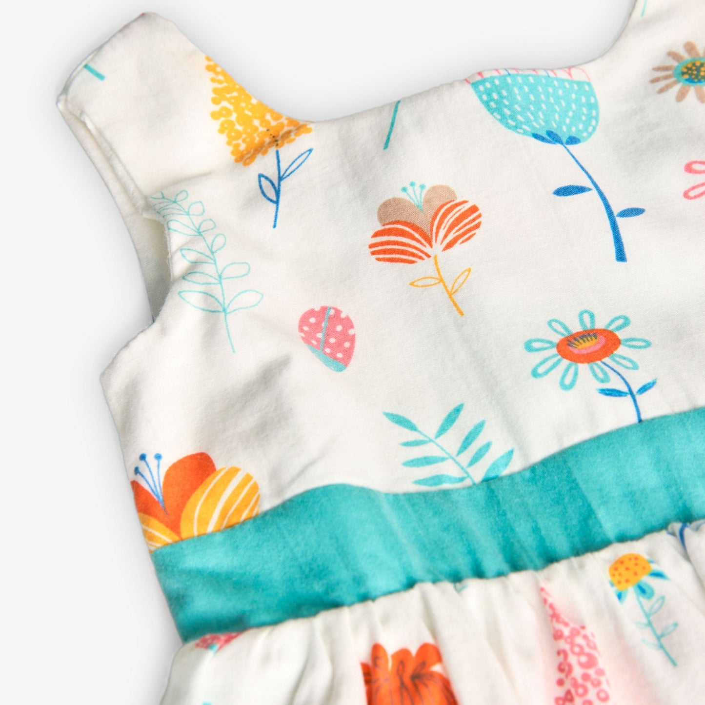 Abito Scollo Dietro - Coccole e Ricami p.iva IT09642670583